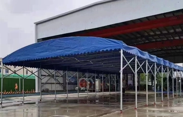 Nə üçün geri çəkilə bilən çadırlar müasir açıq məkanın transformasiyası üçün vacib tələbə çevrilib?